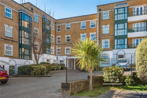 Medina Gardens, Cowes, Isle of Wight