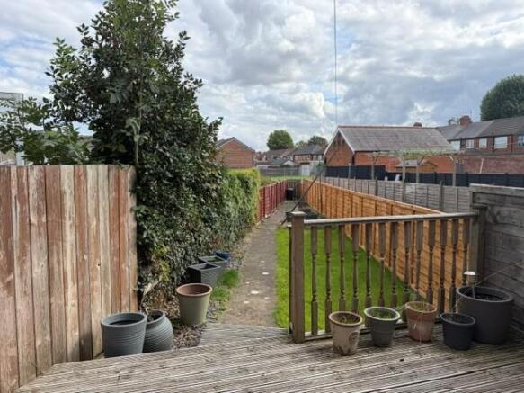 3 bed Town House for sale Image 7