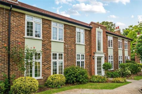 Portsmouth Road, Thames Ditton, KT7
