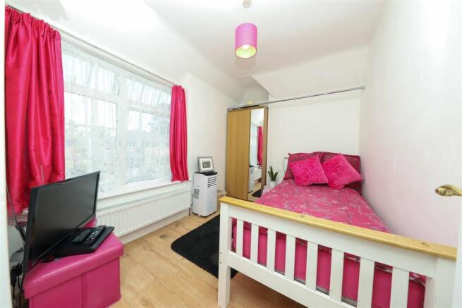 Second bedroom