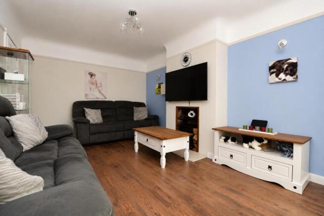 Living Room..jpg