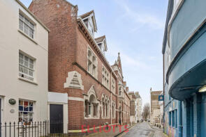 Flat 3, 15 17 The Old Court House, Prince's Street, Brighton BN2 1WE