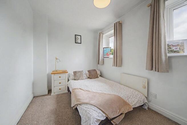 2 bed Terraced for sale Image 8