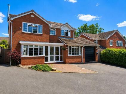 Huntsmans Gate, Hunslet Estate, Burntwood, WS7 9LL