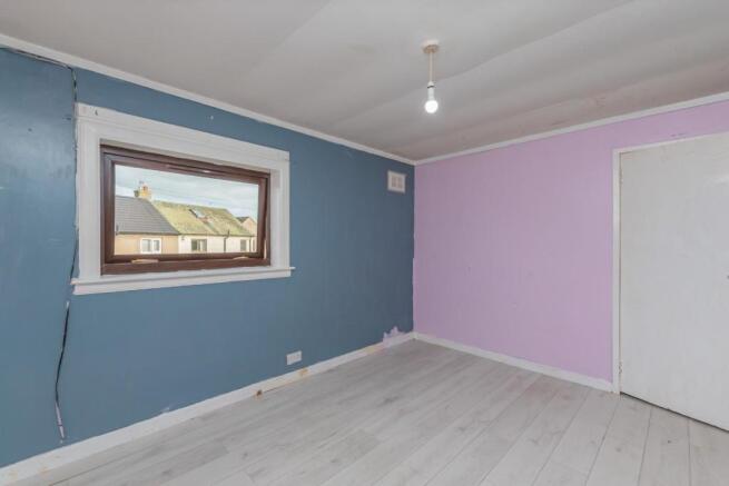 14. Bedroom 2 (2).jpg