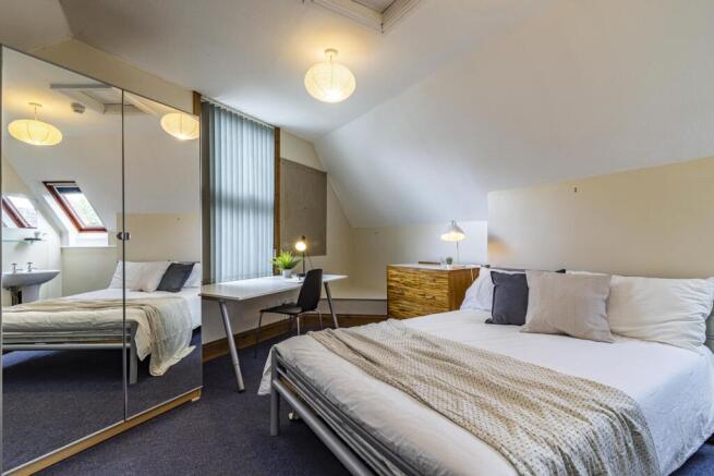 8 Double Bedrooms
