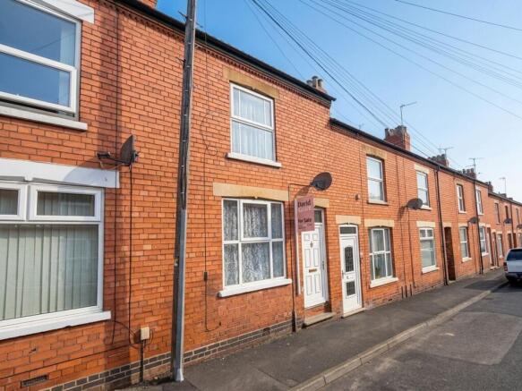 3-bed terraced on Edward Street, Grantham, NG31, £155,000