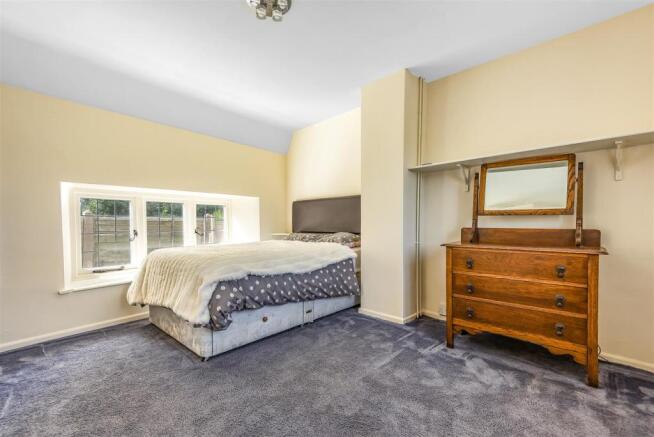 Bedroom 2.jpg