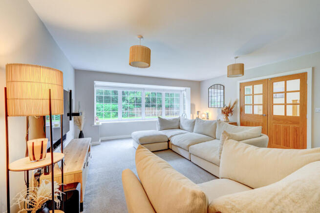 Lounge 1