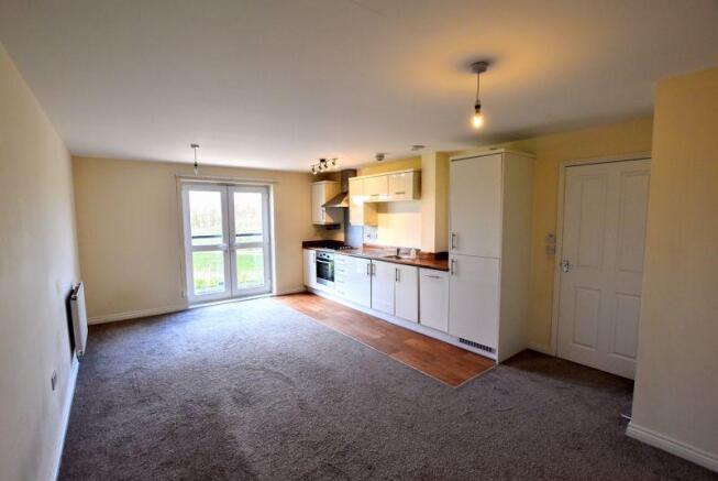 Lounge/kitchen...