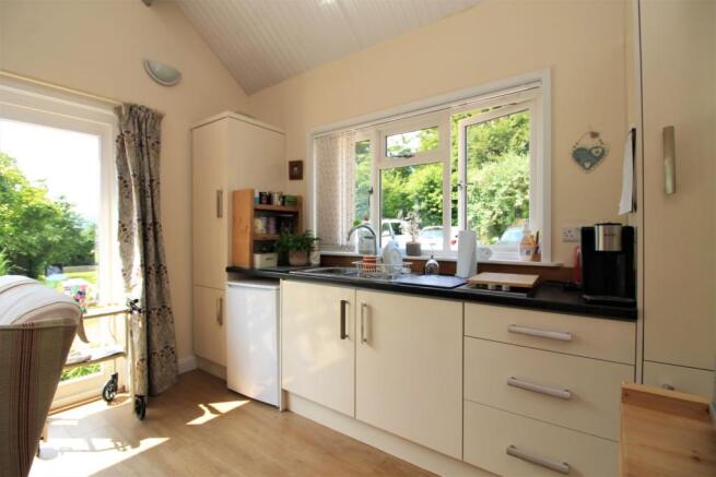 Annexe Kitchen