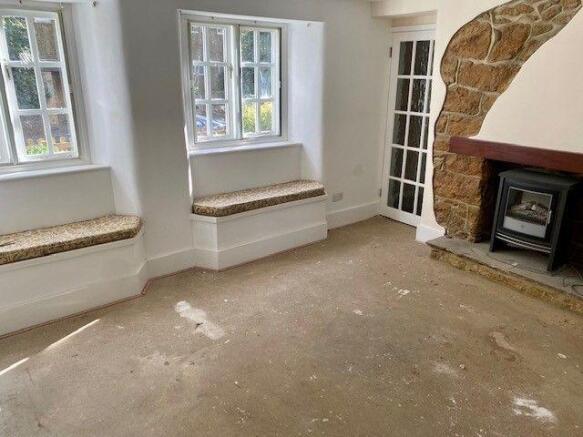 SITTING ROOM
