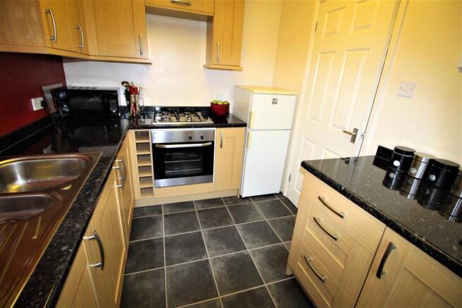 Kitchen aspect 2.JPG