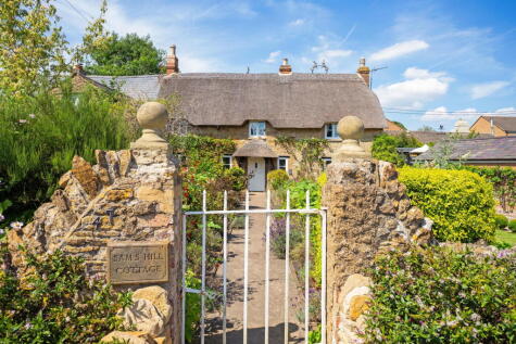 Sam's Hill Cottage, Middle Barton, Oxfordshire, OX7
