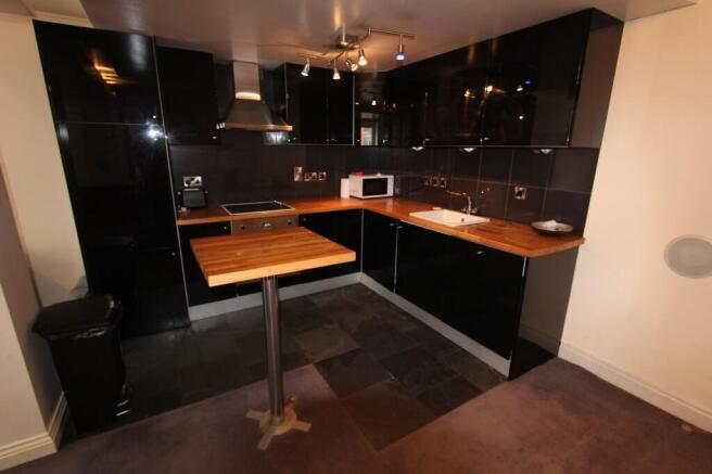 1 bed Flat to rent Image 5