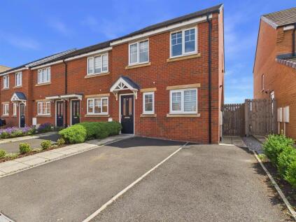 Hutchinson Court, Dinnington