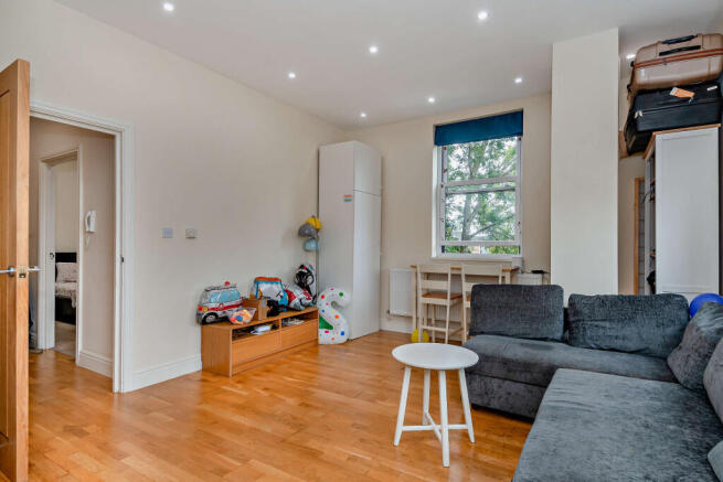 Cavendish Avenue, Harrow, HA1 photo 4