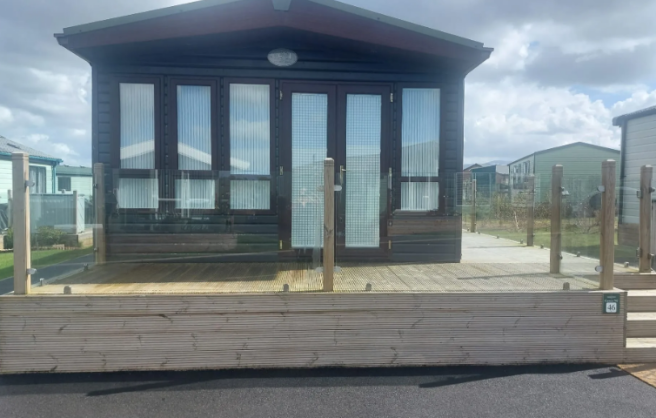 Regal Autograph static caravan on pitch at Meadows