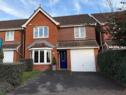 33, Nicolson Close, Chichester PO20 2LA