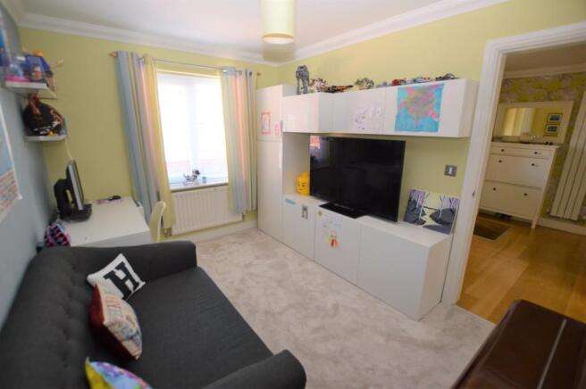 Photo 8
