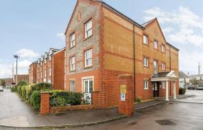 15, Brampton Court, Stockbridge Road, Chichester PO19 8PD