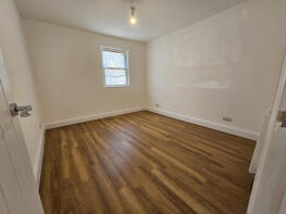 20, Kings Place, Buckhurst Hill IG9 5EA