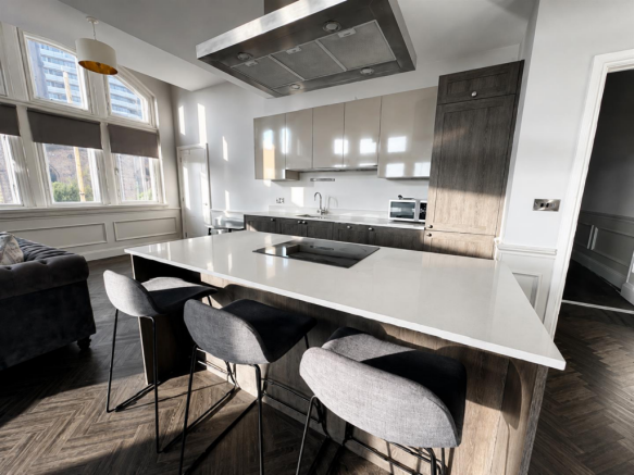 dining kitchen.png