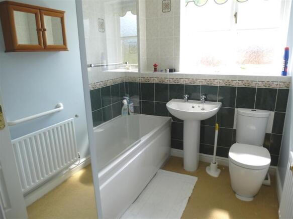 Photo 8