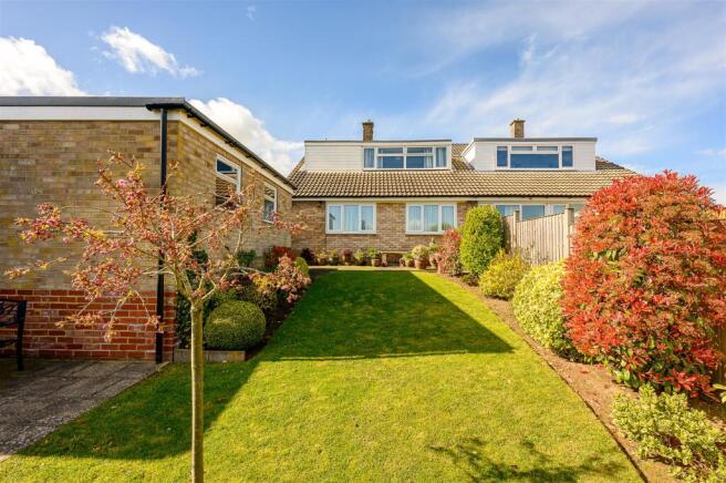 3 bed Semi-Detached for sale Image 10