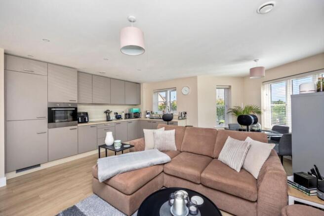 Kitchen / Dining / Living room