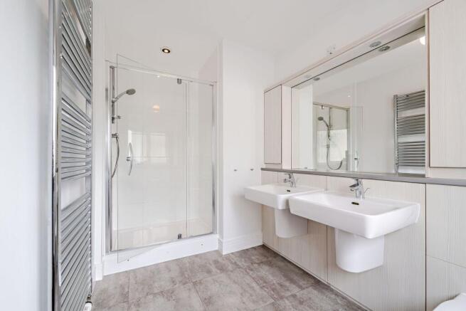 En-Suite 1