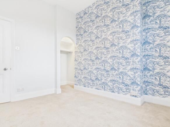 2 bed Flat to rent Image 8