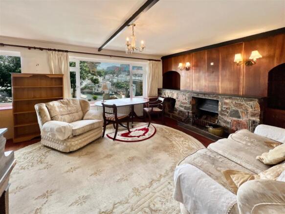 Rose Cottage 3.JPG