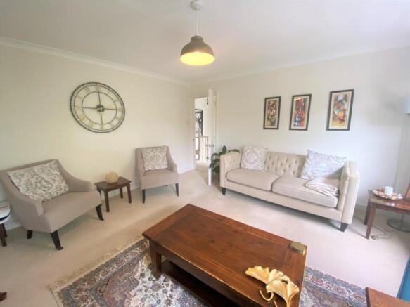 lounge 2