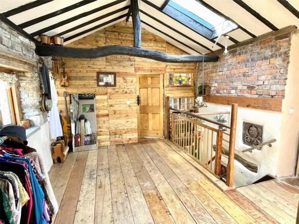 2 bed Barn Conversion for sale Image 12