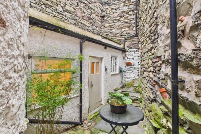 Saddlers Cottage ...