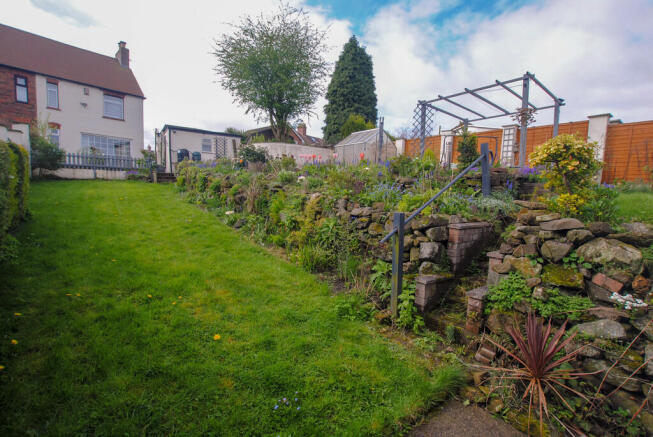Garden lower_edit...