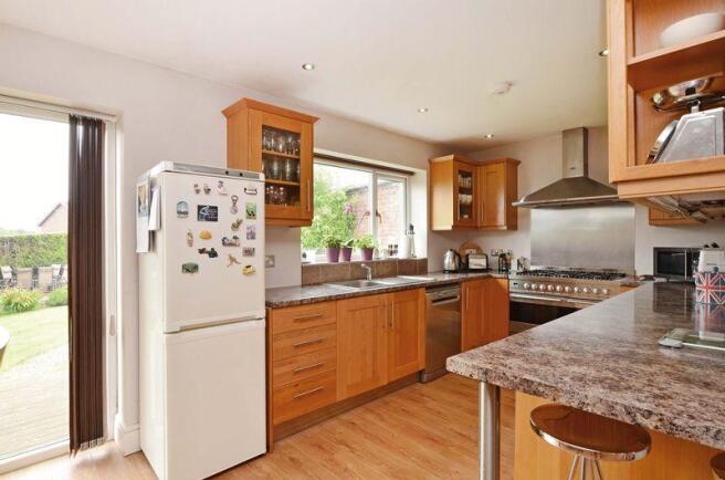 Fitted Kitchen