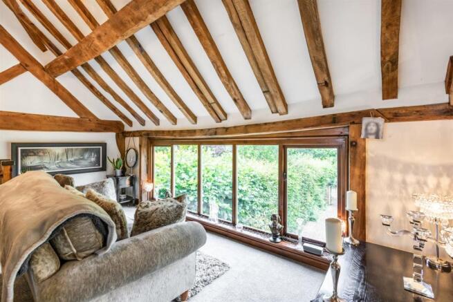 8470738-interior33.jpg