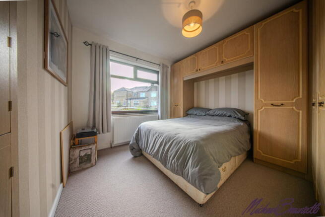 3 bed Semi-Detached for sale Image 9