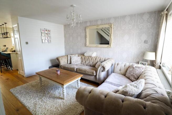 Living Room.jpg