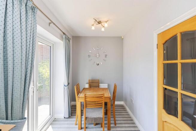 1 bed Detached Bungalow for sale Image 7