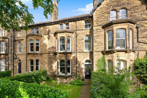 Victoria Avenue, Harrogate, HG1