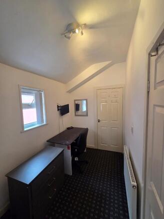 1 bed Flat to rent Image 5