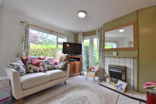 Living room .jpg