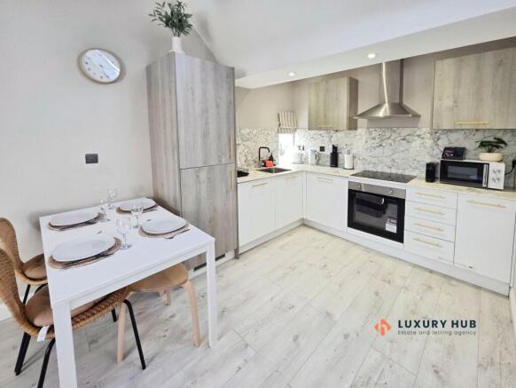 Kitchen/ Dining Area