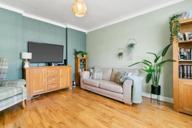 Nethervale Avenue, Glasgow, G44 photo 4