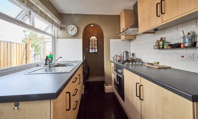 Fitted kitchen to rear