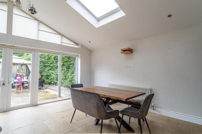 3 bed Semi-Detached for sale Image 5