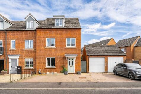 Fox Road, Dereham